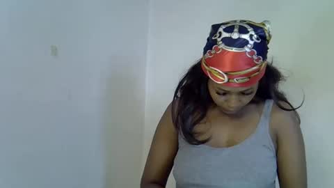 Snapshot of lia_jupiter1 chatting on October 23, 5:29 am lia online show from October 23, 5:29 am