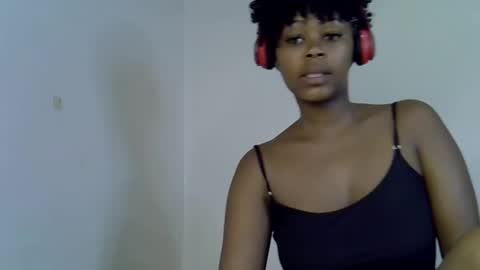 Snapshot of lia_jupiter1 chatting on October 30, 4:25 am lia online show from October 30, 4:25 am