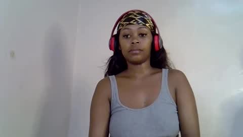 Snapshot of lia_jupiter1 chatting on November 2, 2:25 am lia online show from November 2, 2:25 am