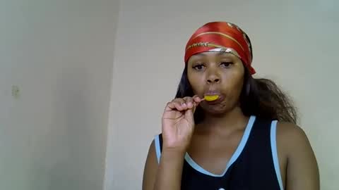 Snapshot of lia_jupiter1 chatting on November 17, 4:57 pm lia online show from November 17, 4:57 pm