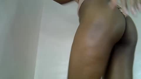 Snapshot of lia_jupiter1 chatting on November 26, 4:52 pm lia online show from November 26, 4:52 pm