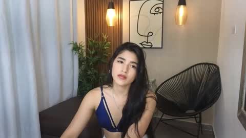 Snapshot of lia_mar_ chatting on November 13, 6:18 pm LIA online show from November 13, 6:18 pm