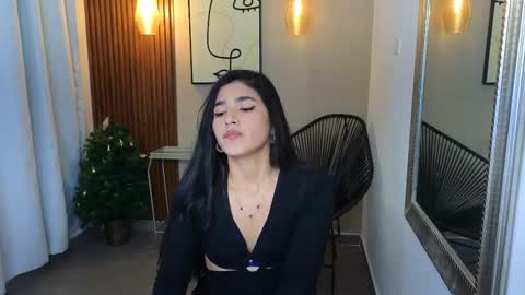 LIA online show from December 15, 6:23 pm