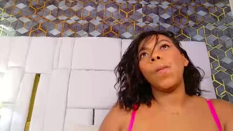 Snapshot of lia_mariana chatting on October 26, 1:33 am lia_mariana online show from October 26, 1:33 am