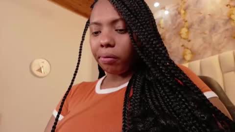 Snapshot of lia_mariana chatting on October 30, 5:46 pm lia_mariana online show from October 30, 5:46 pm