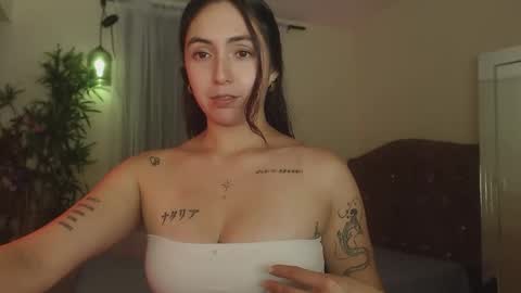 Lia  online show from February 17, 2:41 am