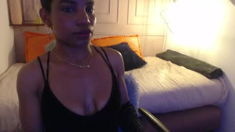    online show from April 15, 7:58 pm