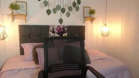    online show from April 16, 2:29 pm