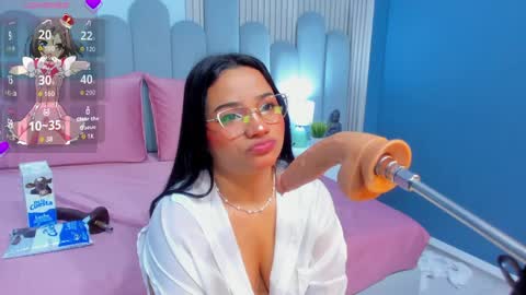 Lia  online show from April 5, 3:15 am