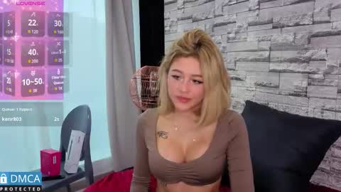 lia summer1 online show from December 22, 7:22 pm