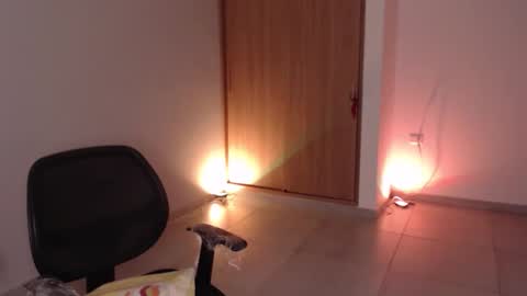   lia  online show from February 23, 2:31 am