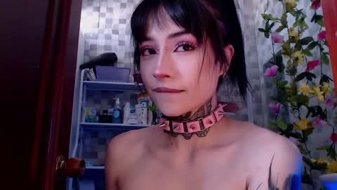 Snapshot of liaa_rodriguezz chatting on September 20, 9:38 pm Liaa online show from September 20, 9:38 pm
