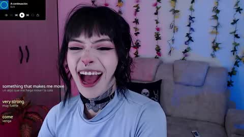 Snapshot of liaa_rodriguezz chatting on November 6, 1:17 am Liaa online show from November 6, 1:17 am