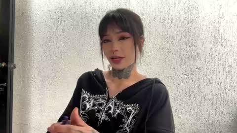 Snapshot of liaa_rodriguezz chatting on November 20, 7:02 pm Liaa online show from November 20, 7:02 pm