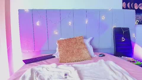 Liaa online show from March 24, 6:24 pm