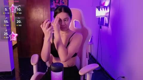 Lia Butera online show from April 6, 9:49 pm