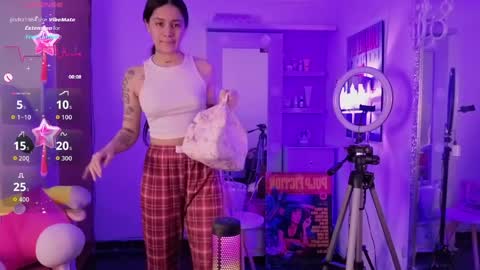 Lia Butera online show from April 7, 10:42 pm