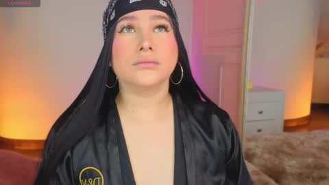 Snapshot of liacox chatting on October 28, 3:10 am Lia Cox online show from October 28, 3:10 am