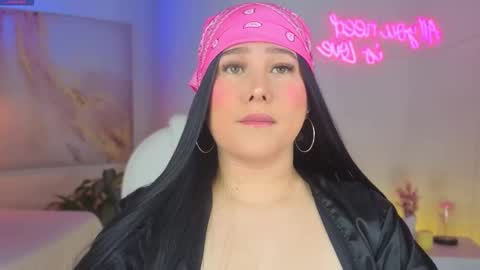 Snapshot of liacox chatting on November 4, 3:05 am Lia Cox online show from November 4, 3:05 am