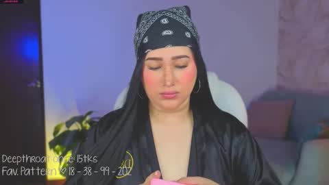 Snapshot of liacox chatting on November 9, 3:05 am Lia Cox online show from November 9, 3:05 am