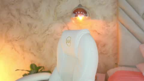 Lia Cox online show from February 7, 3:21 am