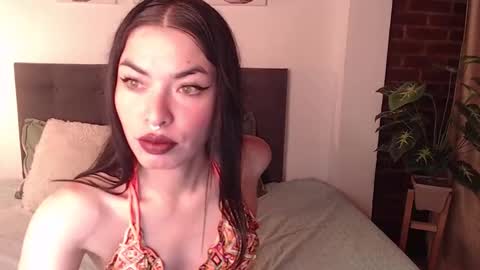 Snapshot of liafaith chatting on October 28, 1:47 pm LIA online show from October 28, 1:47 pm