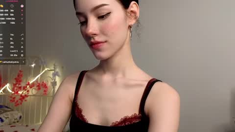 Lia  online show from July 17, 10:00 am