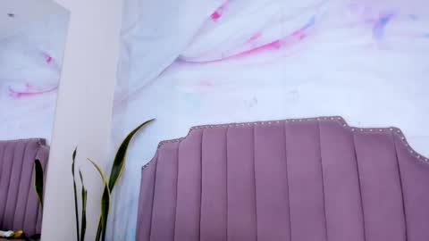 liaguzman online show from February 17, 3:14 am