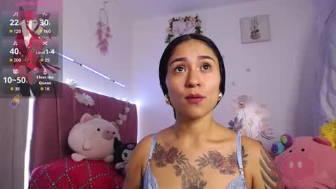 liahdiaz_ online show from February 4, 2:34 pm