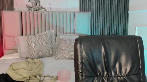 Snapshot of liahfontaine chatting on February 12, 11:38 am Liah Fontaine online show from February 12, 11:38 am