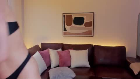 Snapshot of liahjhons chatting on October 11, 1:27 am Liah online show from October 11, 1:27 am