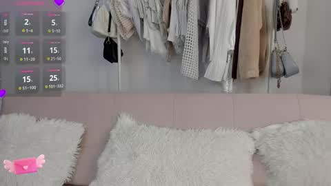 Lia Johnsons online show from March 5, 1:12 am