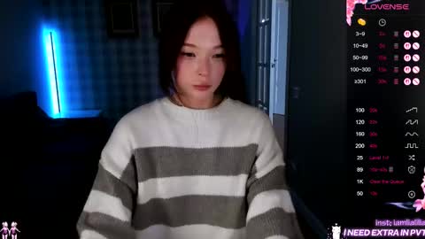 Snapshot of lialilia chatting on February 12, 9:26 am lialilia online show from February 12, 9:26 am