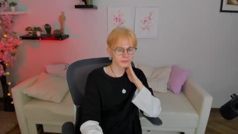 LIAM online show from April 3, 5:16 am