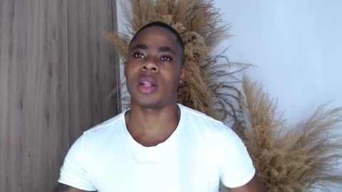 Snapshot of liam_bolt chatting on October 21, 3:07 am liam_bolt online show from October 21, 3:07 am