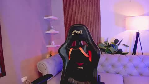 Liam Collins online show from December 22, 12:02 pm