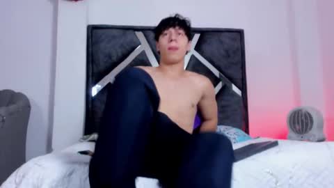 Call me Lian online show from January 12, 12:10 pm