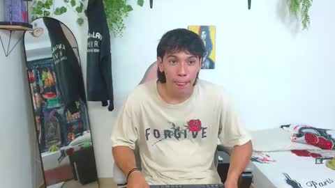 Snapshot of liam_xul chatting on September 9, 7:02 pm liamxul online show from September 9, 7:02 pm