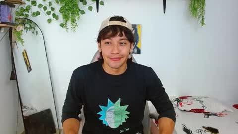 Snapshot of liam_xul chatting on October 9, 8:29 pm liamxul online show from October 9, 8:29 pm