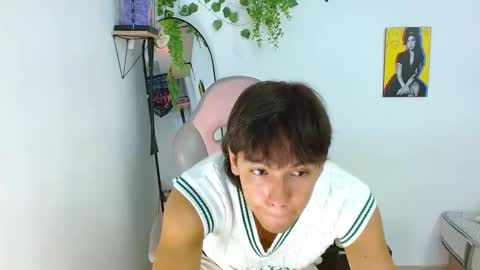 Snapshot of liam_xul chatting on October 23, 6:39 pm liamxul online show from October 23, 6:39 pm