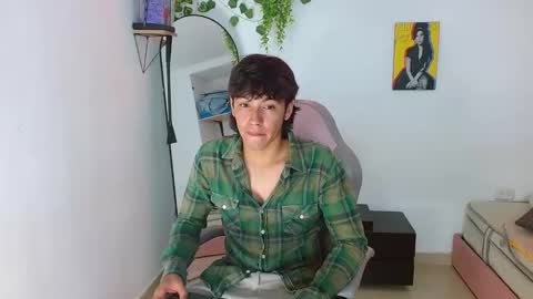 Snapshot of liam_xul chatting on December 17, 7:31 pm liamxul online show from December 17, 7:31 pm