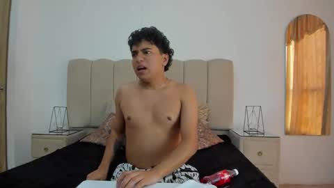 Snapshot of liamandjordan chatting on December 13, 8:14 pm LiamANDjordan online show from December 13, 8:14 pm