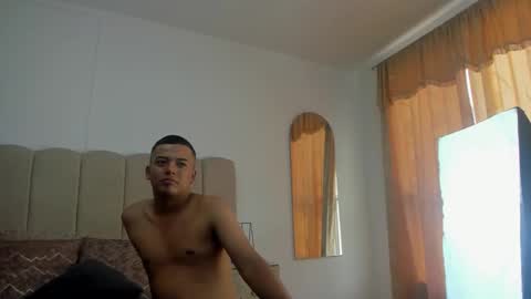 Snapshot of liamandjordan chatting on December 18, 8:26 pm LiamANDjordan online show from December 18, 8:26 pm