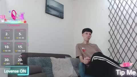 Liam  online show from February 23, 7:44 pm