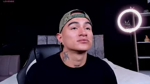 LiamDeep online show from June 20, 8:00 pm