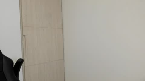 Liam online show from February 17, 4:42 am