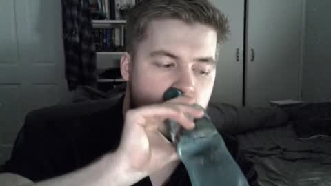 Snapshot of liamfoxx chatting on November 27, 2:57 am Liam Fox online show from November 27, 2:57 am