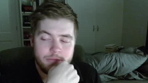 Snapshot of liamfoxx chatting on April 4, 1:59 am Liam Fox online show from April 4, 1:59 am