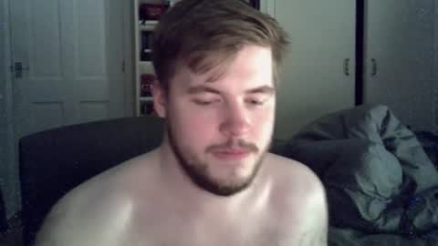 Snapshot of liamfoxx chatting on July 16, 1:33 am Liam Fox online show from July 16, 1:33 am