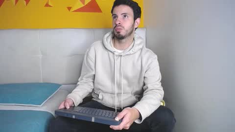 LiamLuxe online show from October 11, 1:42 pm
